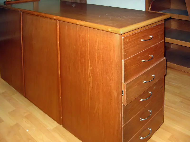 Mobiliario para constructores de Madera