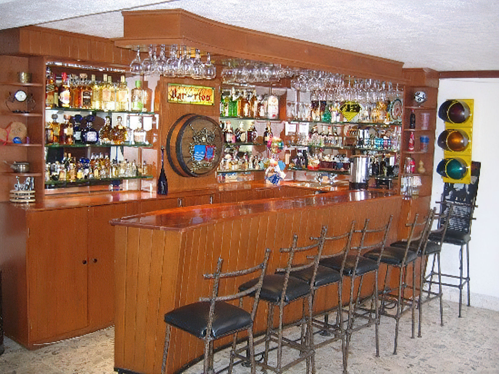 barras de Madera para su Residencia, Restaurant, Cafeteria, Bar o Cantina