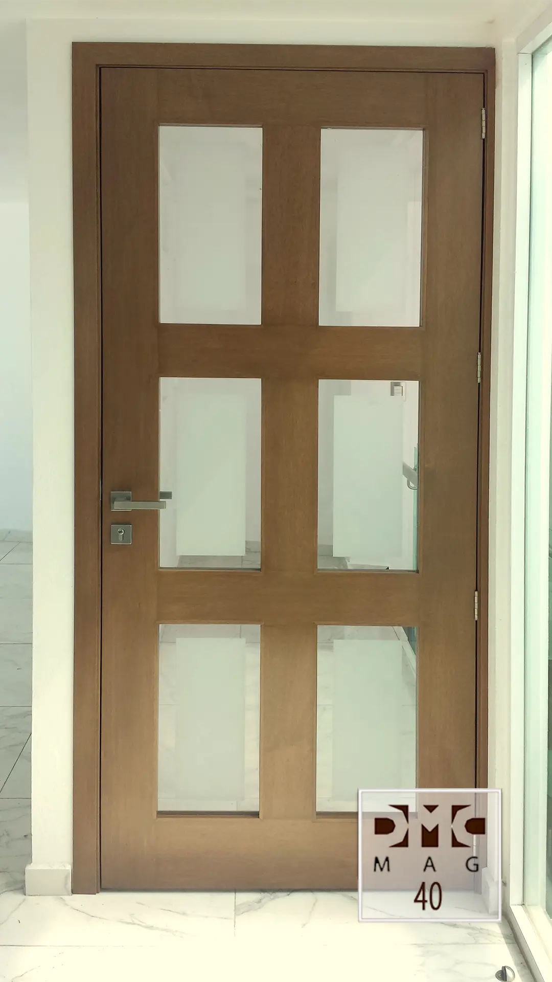 Puerta entrada amplia