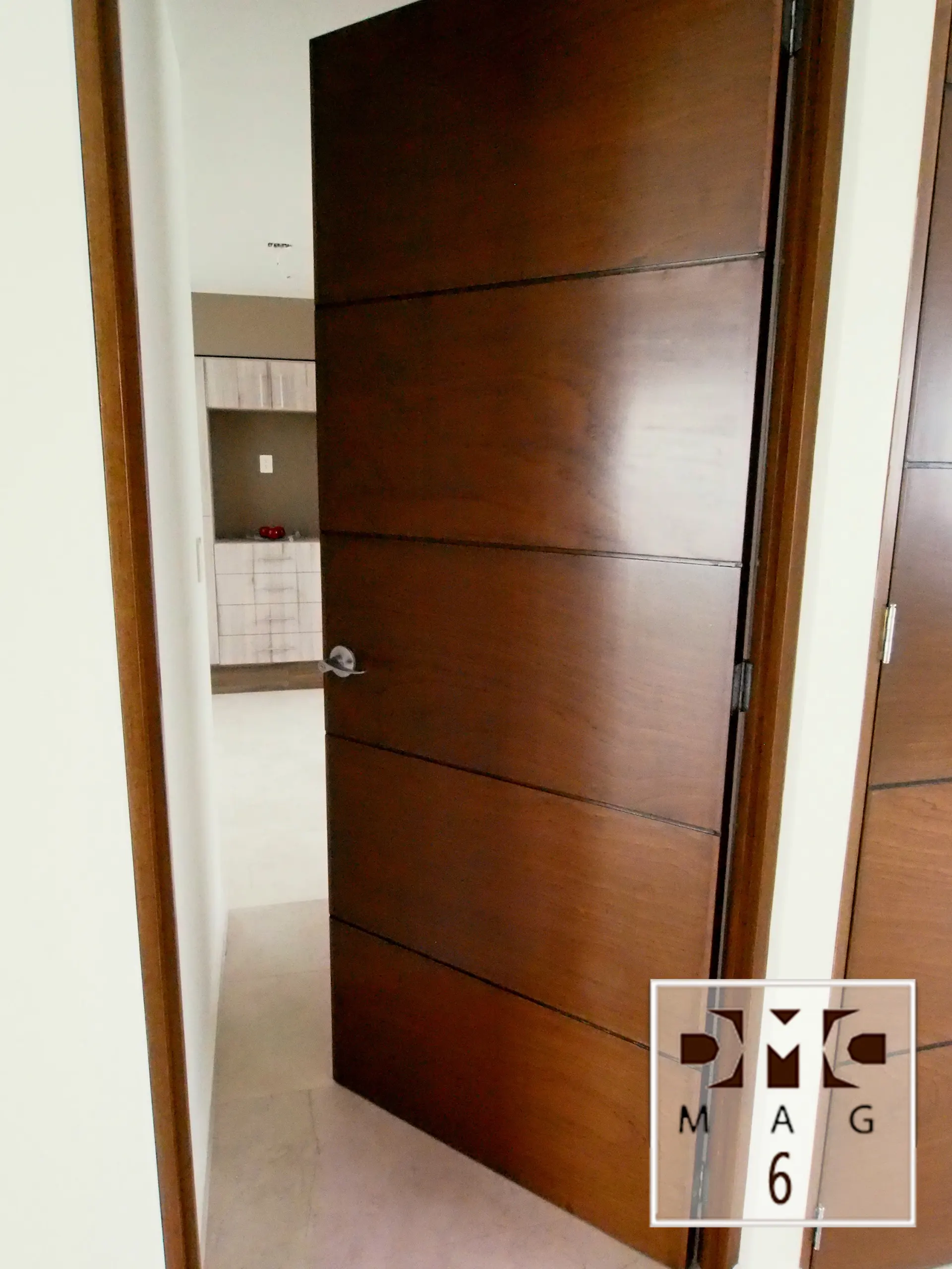 Puerta Clásica en madera